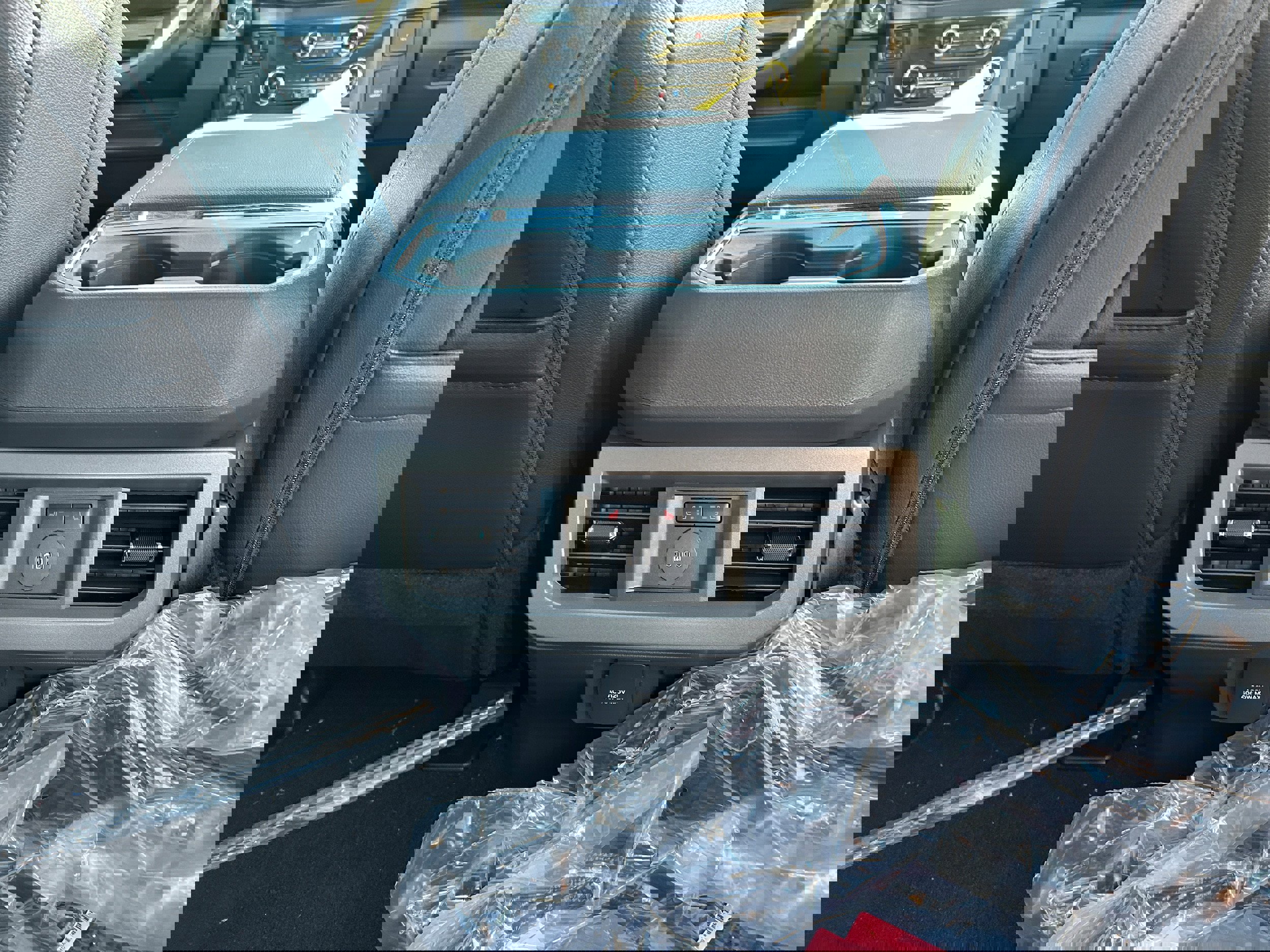 New 2026 Ford F350 Lariat image 36