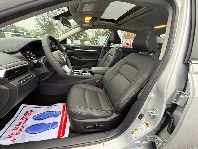 New 2025 Nissan Altima 2.5 SL image 12