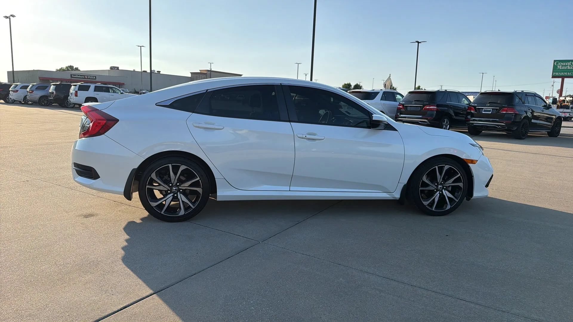 Used 2019 Honda Civic Sport image 21