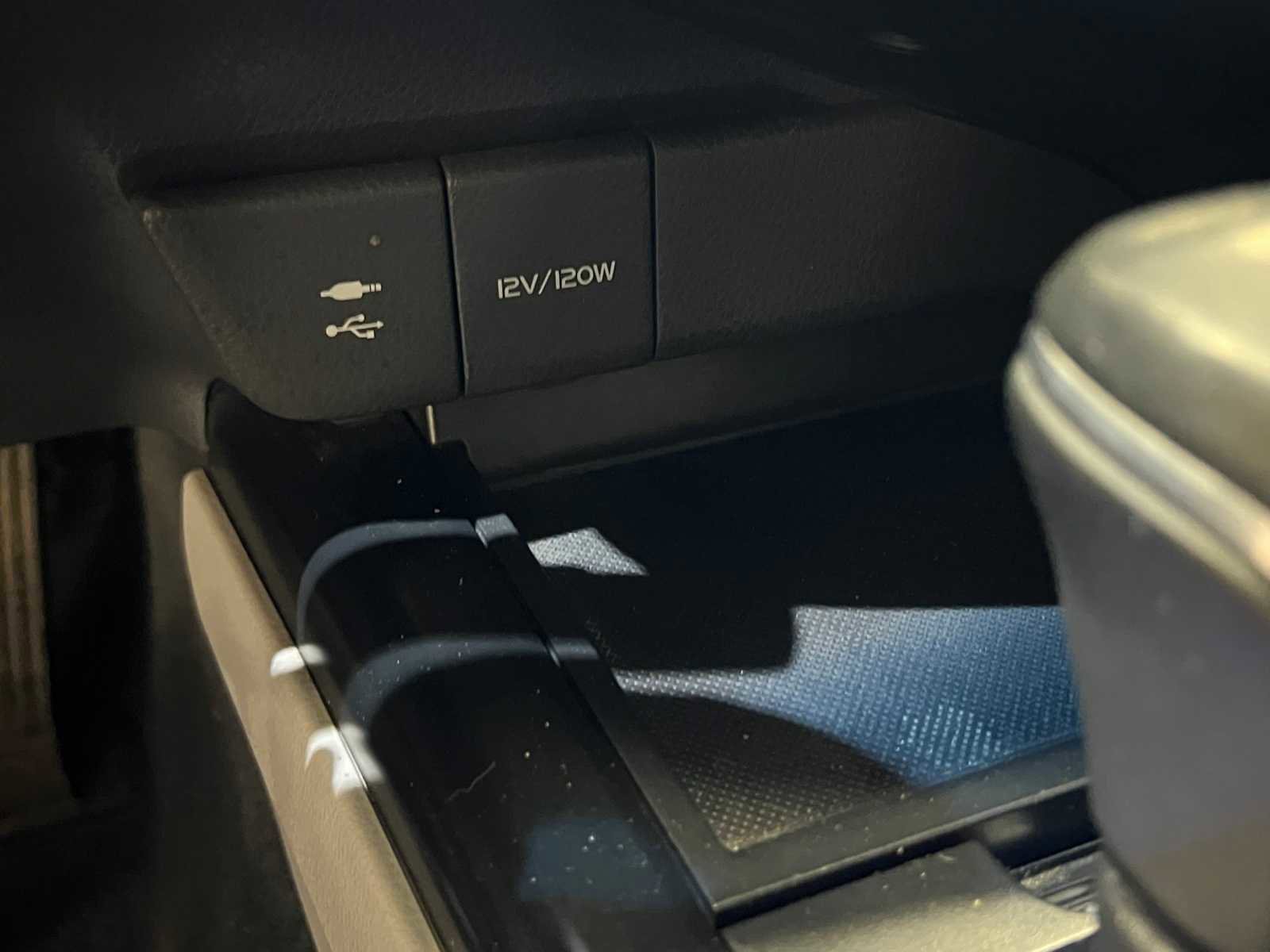 Used 2018 Toyota Camry SE image 26