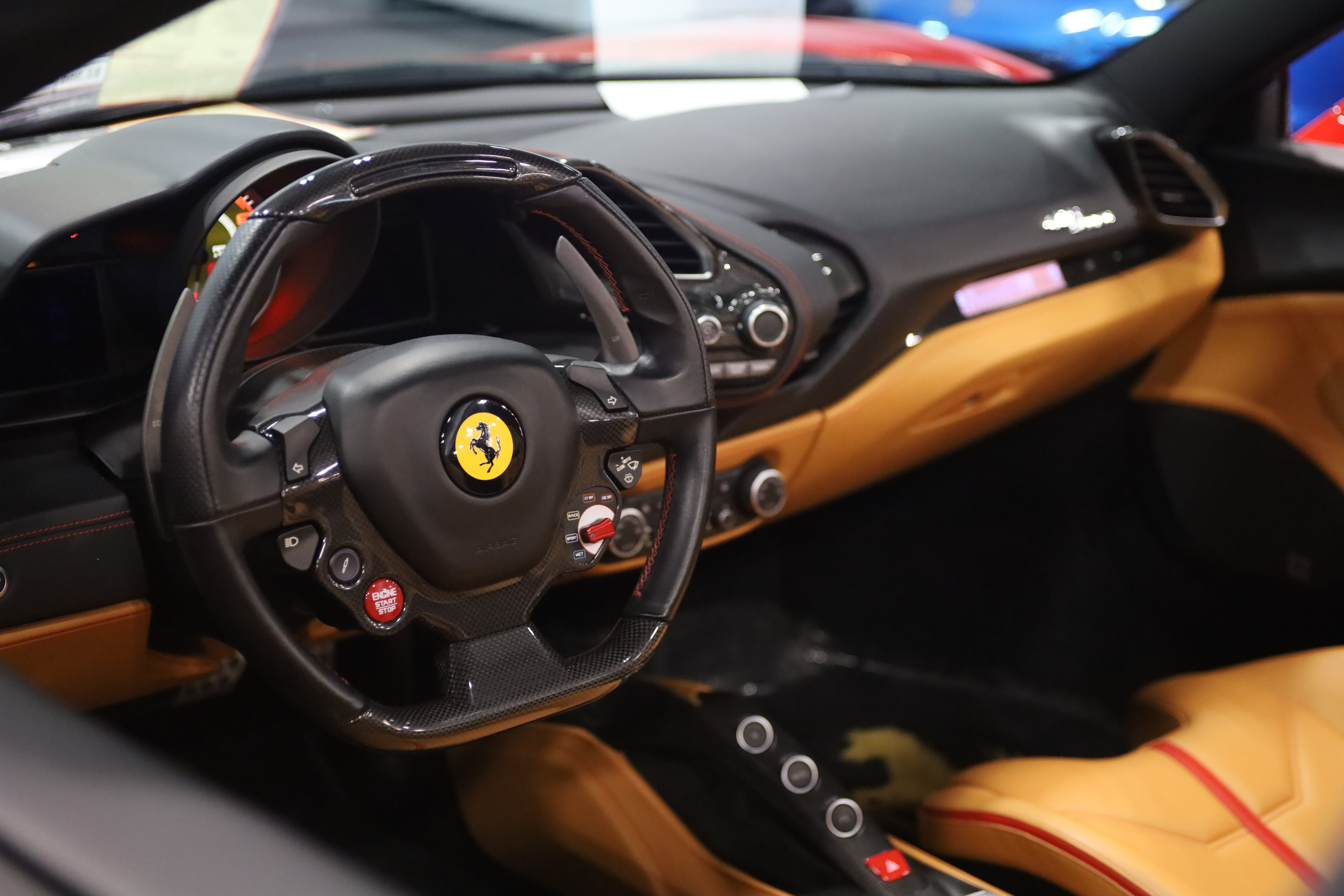 Used 2019 Ferrari 488 Spider RWD image 31