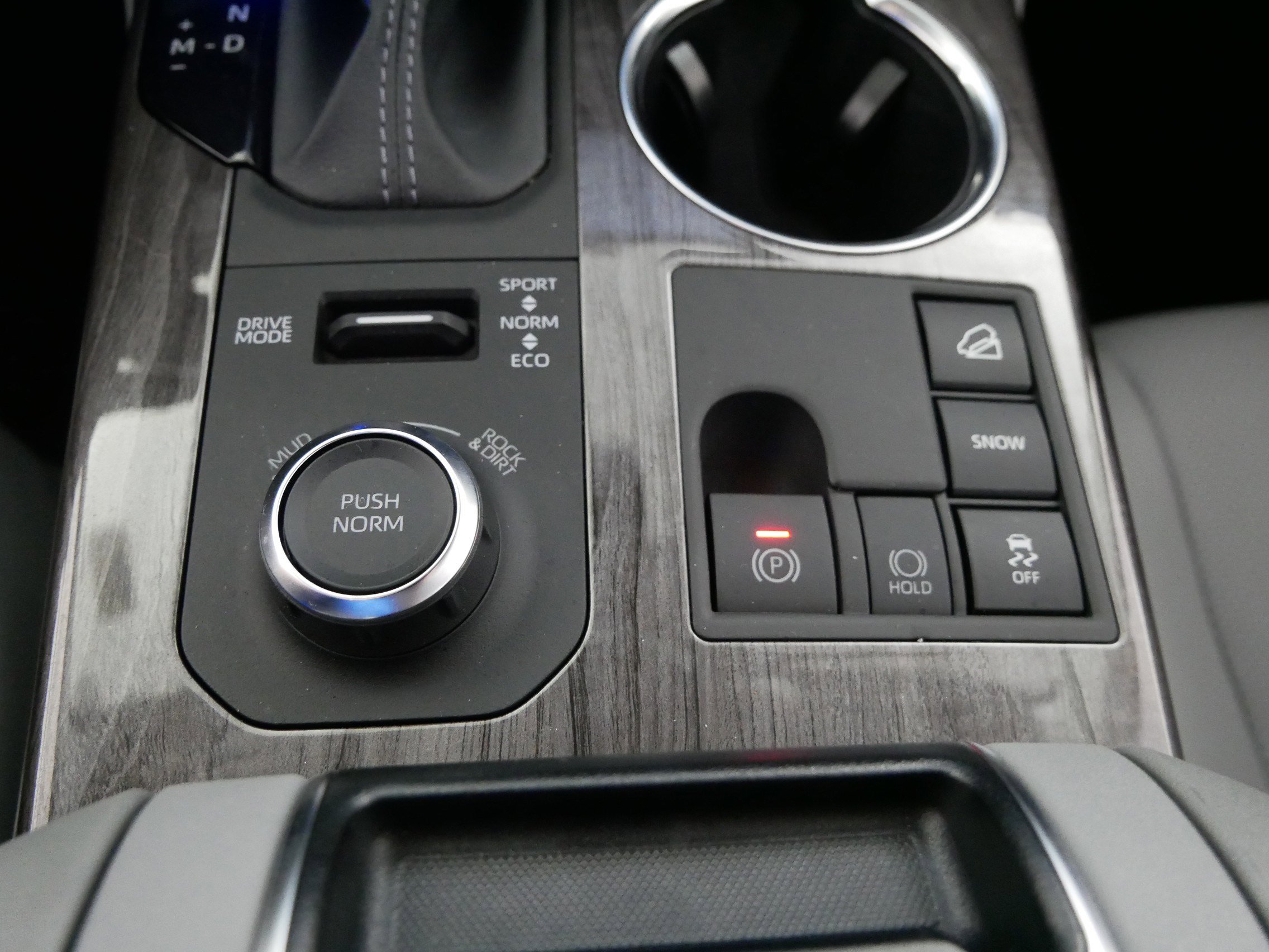 Used 2025 Toyota Highlander Limited image 29