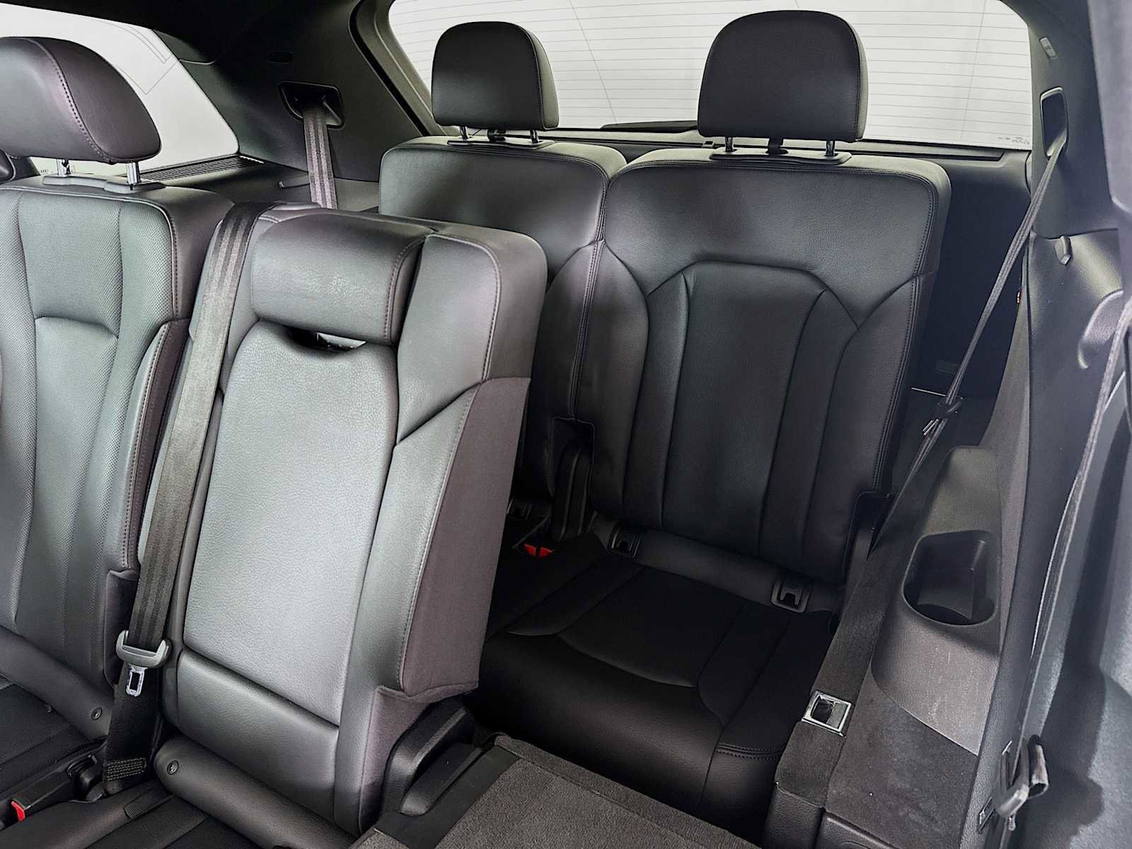 Used 2017 Audi Q7 3.0T Prestige image 26