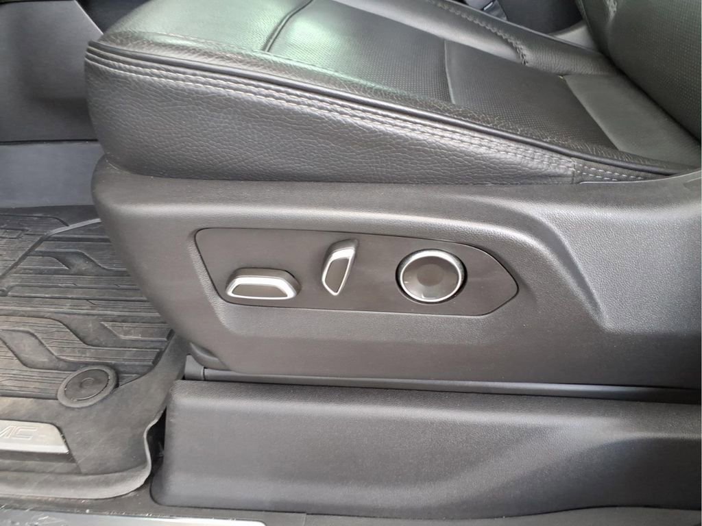 Used 2024 GMC Sierra 2500 Denali w/ Denali Reserve Package image 18