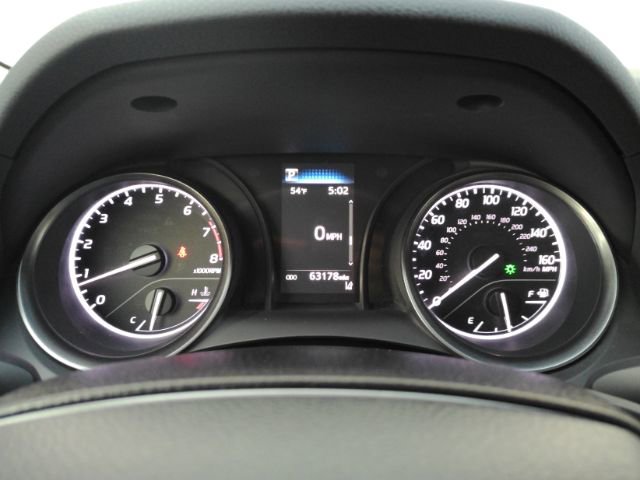 Used 2022 Toyota Camry SE image 37