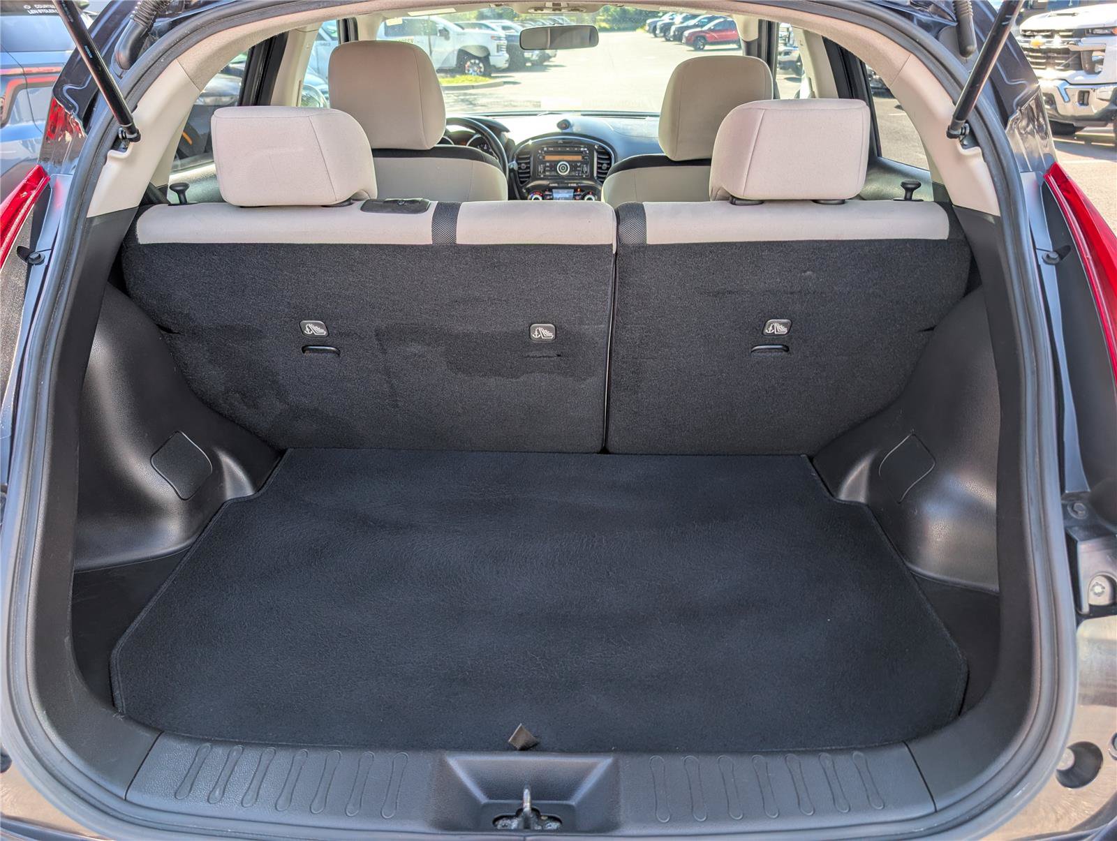 Used 2014 Nissan Juke SV AWD/4WD image 13