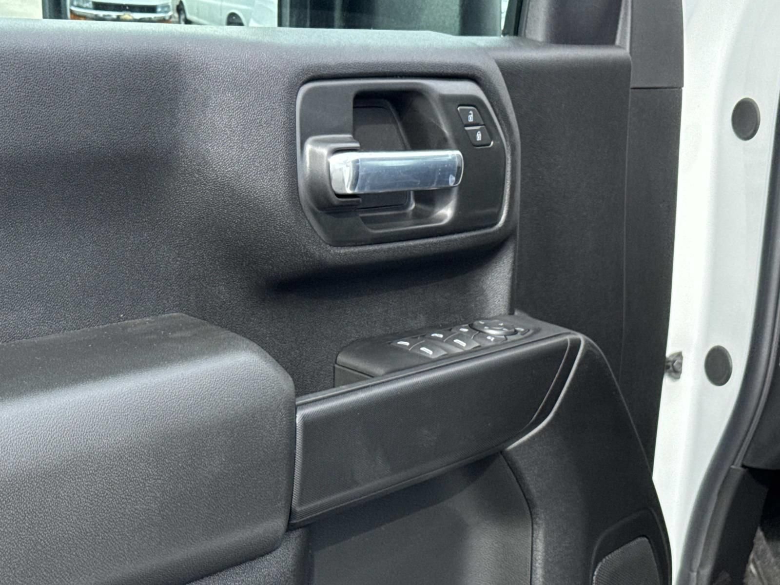New 2026 Chevrolet Silverado 2500 Custom w/ Custom Value Package AWD/4WD image 16