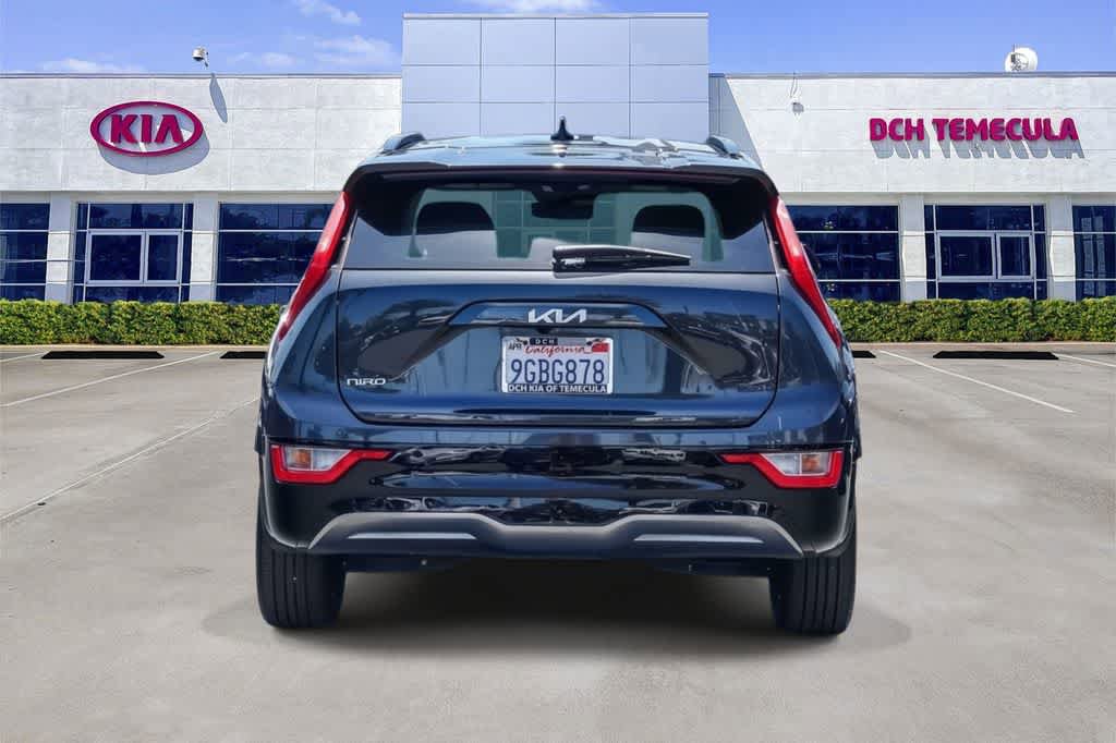 Certified 2023 Kia Niro Wind FWD image 5