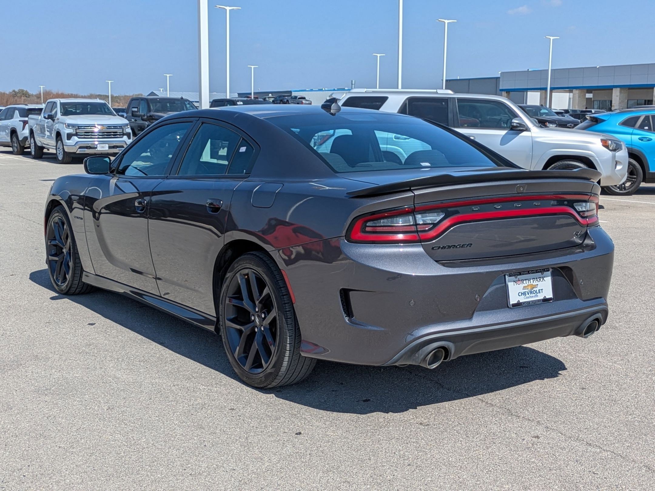 Used 2022 Dodge Charger R/T w/ Blacktop Package image 5