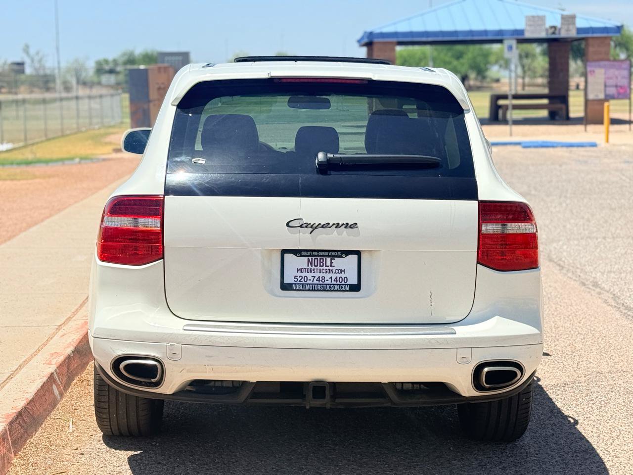 Used 2009 Porsche Cayenne AWD/4WD image 4