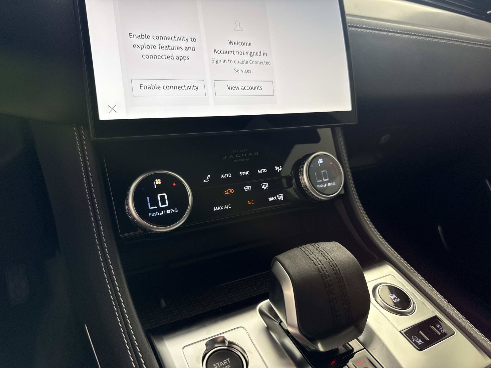 New 2026 Jaguar F-PACE R-Dynamic S AWD/4WD image 27