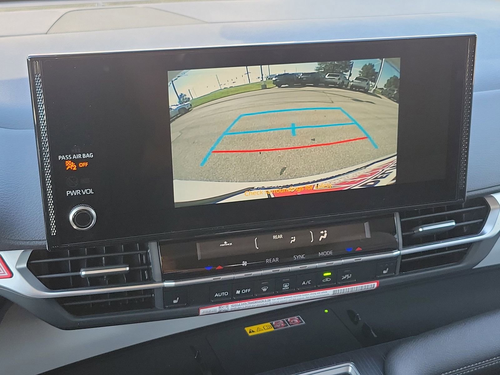 New 2026 Toyota Sienna XLE FWD image 24
