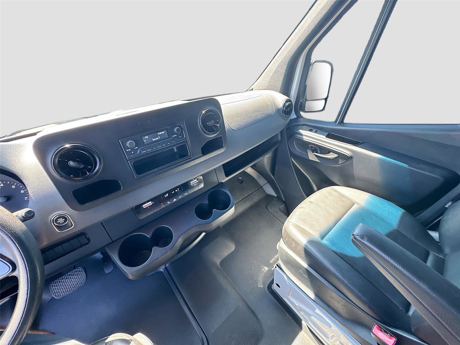 Used 2020 Mercedes-Benz Sprinter 2500 w/ Driver Convenience Package image 7