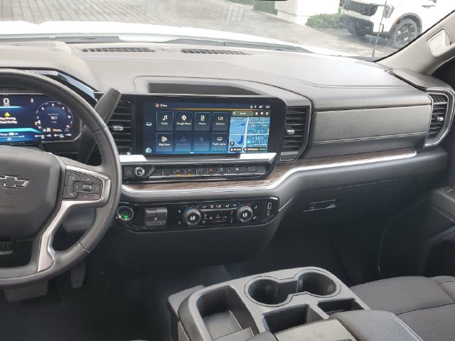 Used 2026 Chevrolet Silverado 1500 RST AWD/4WD image 14