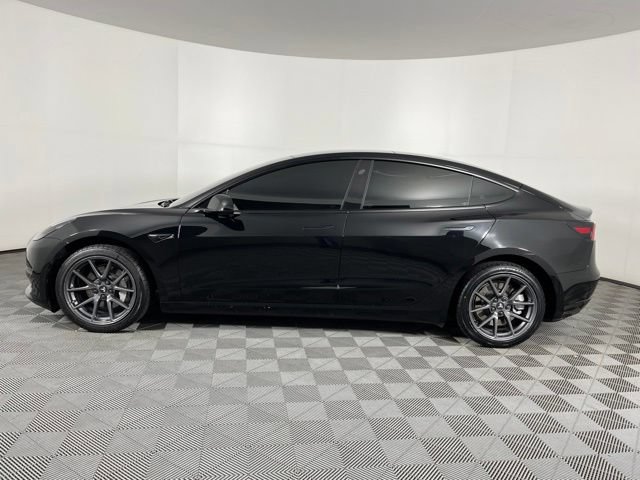 Used 2023 Tesla Model 3 Standard Range RWD image 7