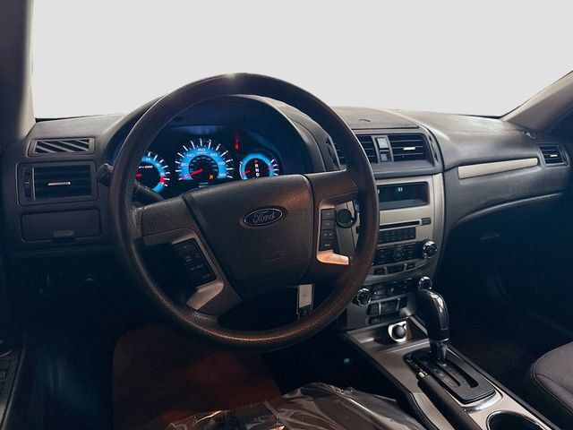 Used 2010 Ford Fusion SE FWD image 17