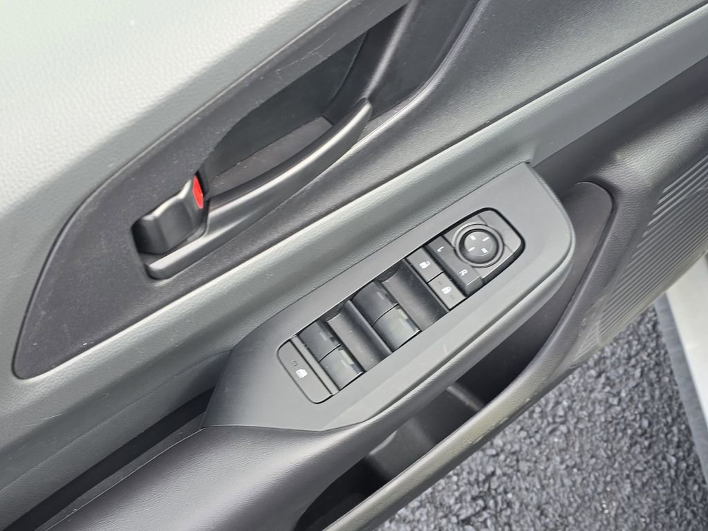 Used 2024 Toyota Prius LE image 18