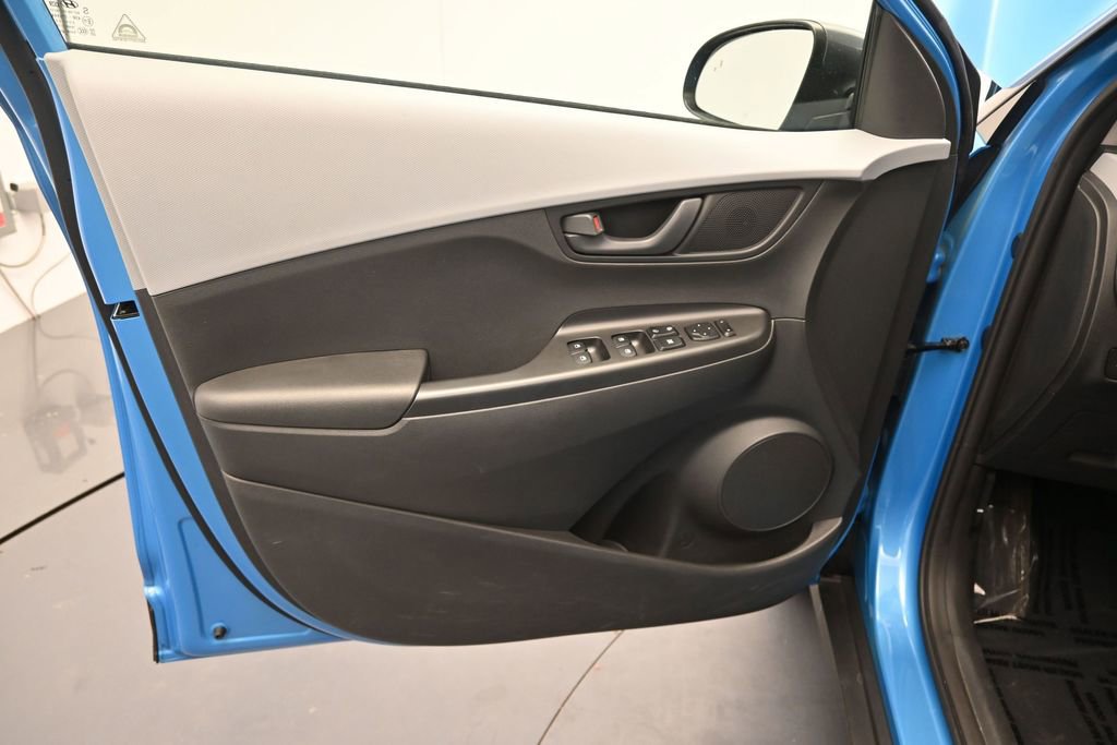 Used 2021 Hyundai Kona SEL FWD image 16