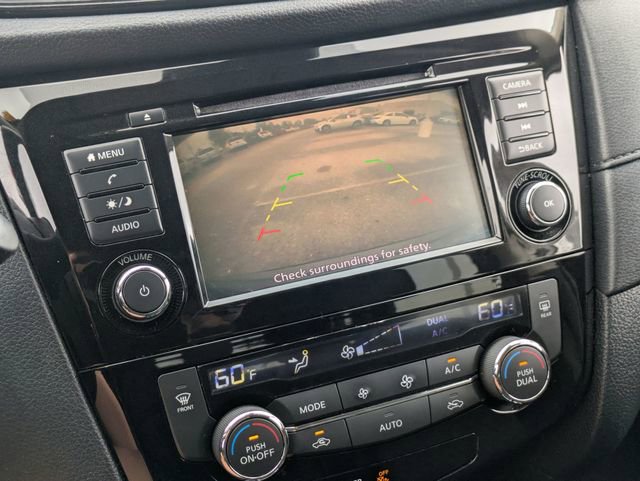 Used 2019 Nissan Rogue SV image 23