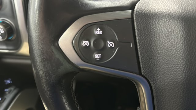 Used 2018 Chevrolet Silverado 1500 LT w/ LT Plus Package AWD/4WD image 12