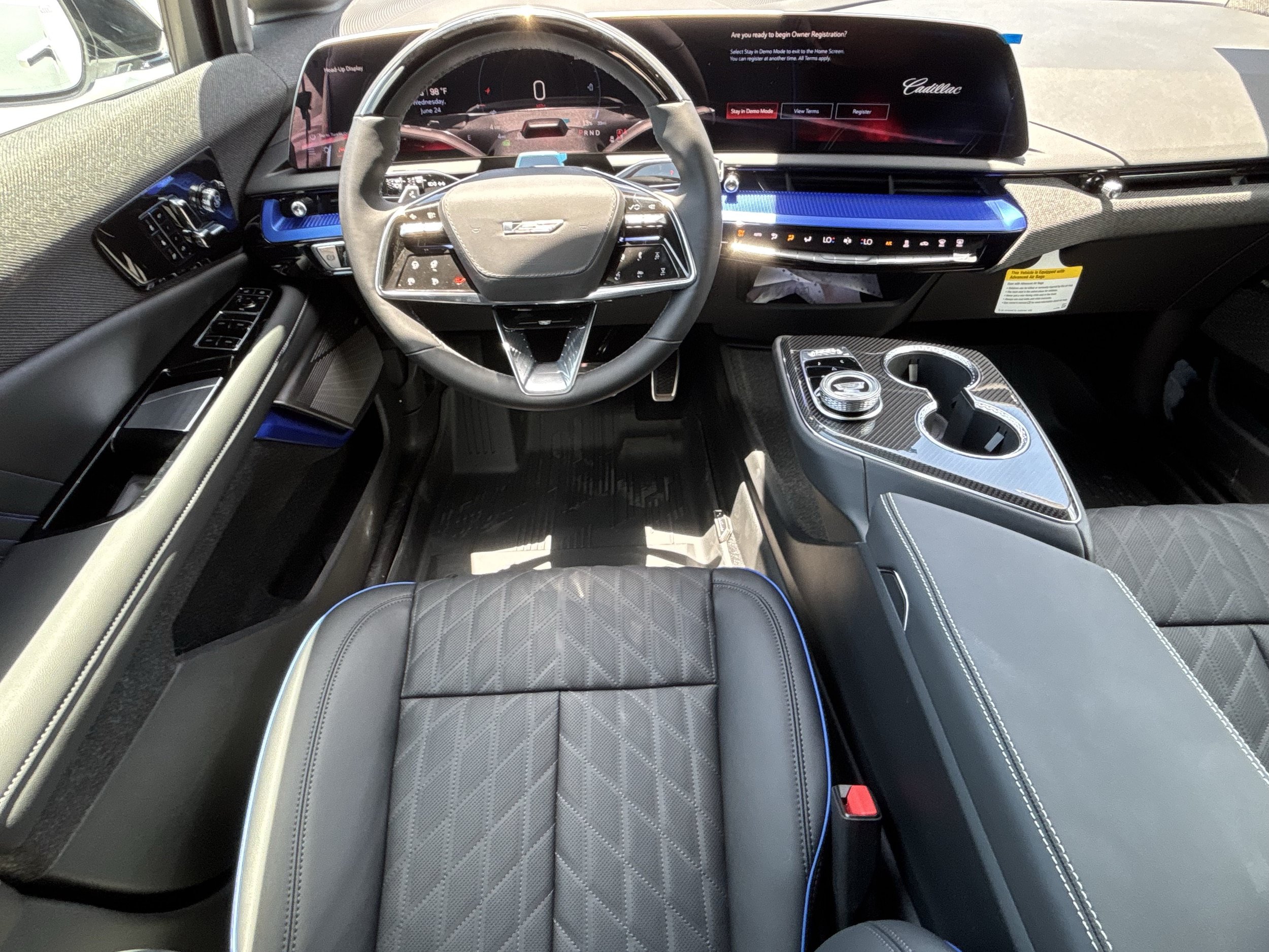New 2026 Cadillac Optiq V w/ LPO, Floor Liner Package AWD/4WD image 17
