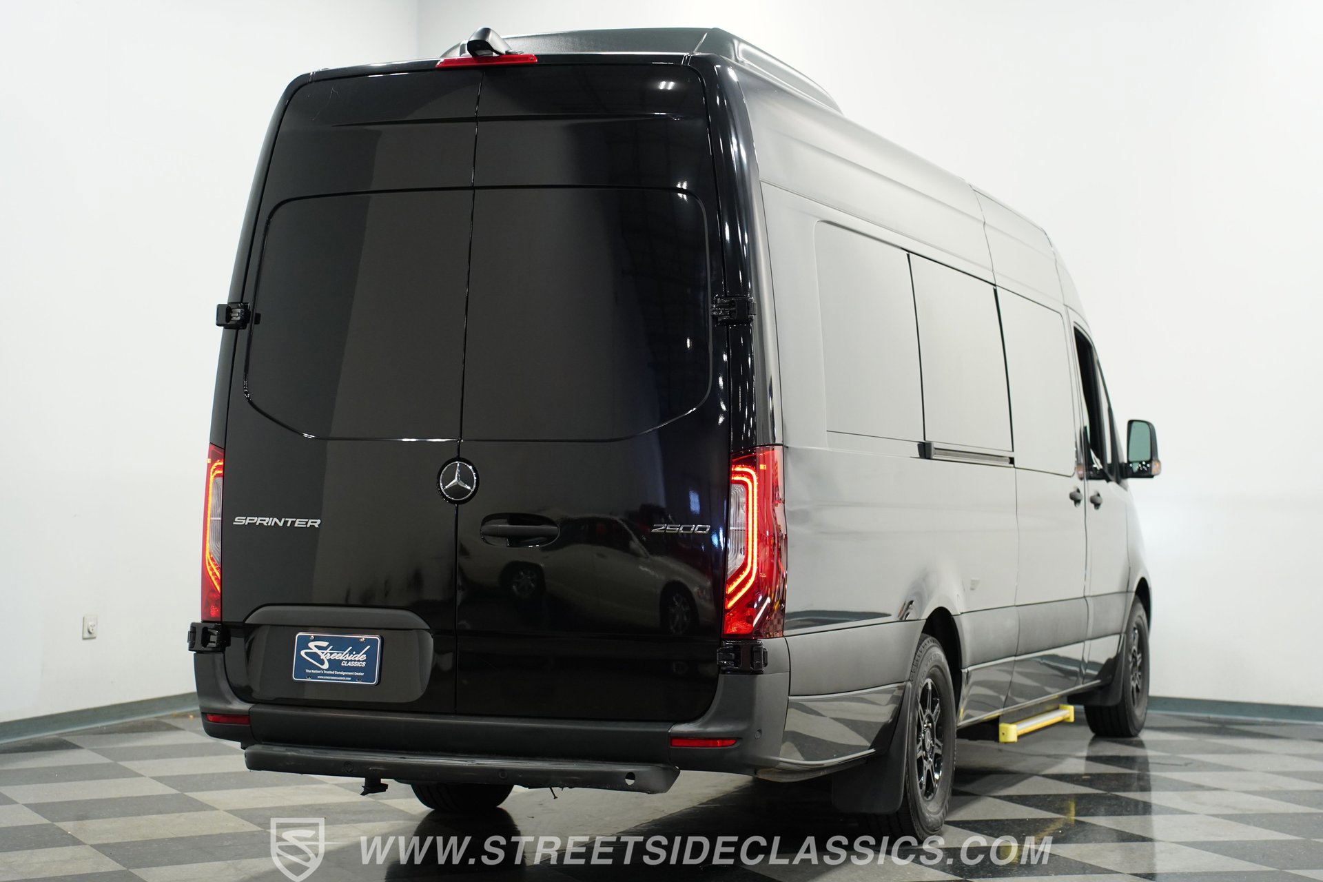 Used 2022 Mercedes-Benz Sprinter 2500 image 10