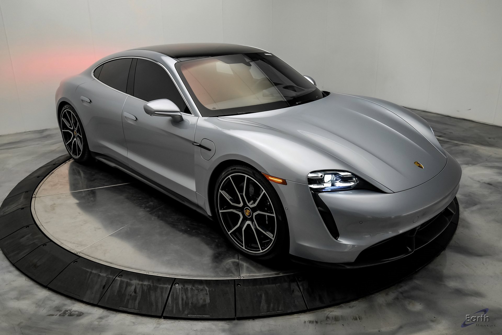 Used 2023 Porsche Taycan Turbo S w/ Premium Package image 21