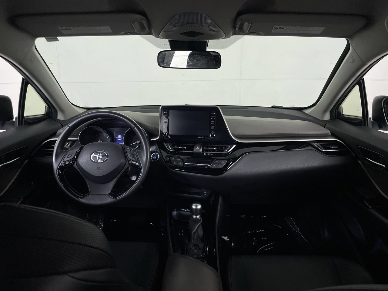 Used 2020 Toyota C-HR Limited FWD image 26