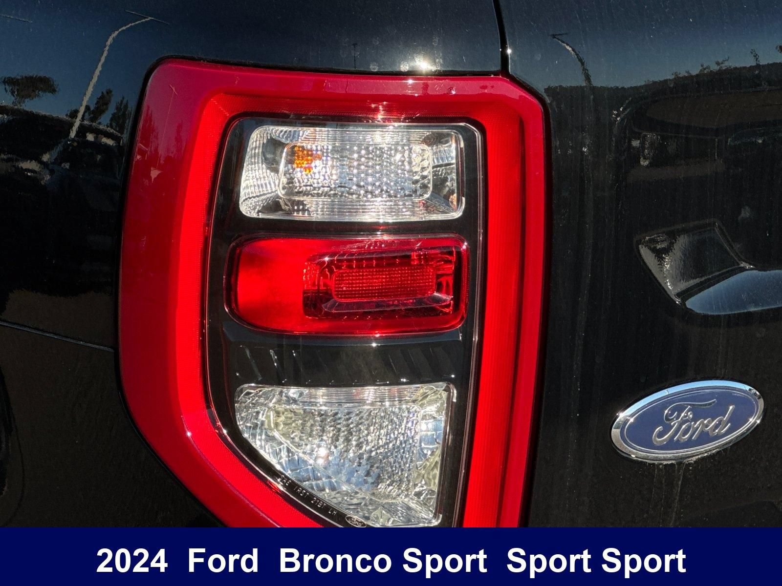 Used 2024 Ford Bronco Sport Badlands w/ Premium Package AWD/4WD image 35