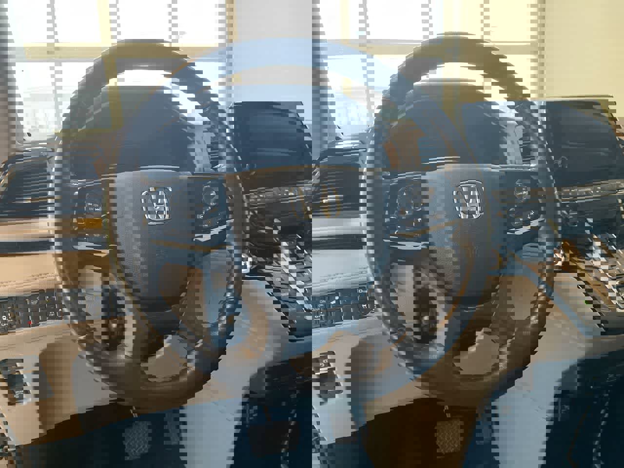 Used 2019 Honda Odyssey Touring image 14