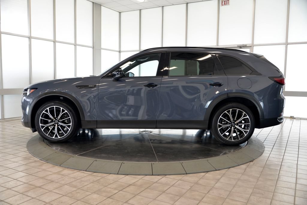 Certified 2025 MAZDA CX-70 Plug-In Hybrid w/ Premium Plus AWD/4WD image 5