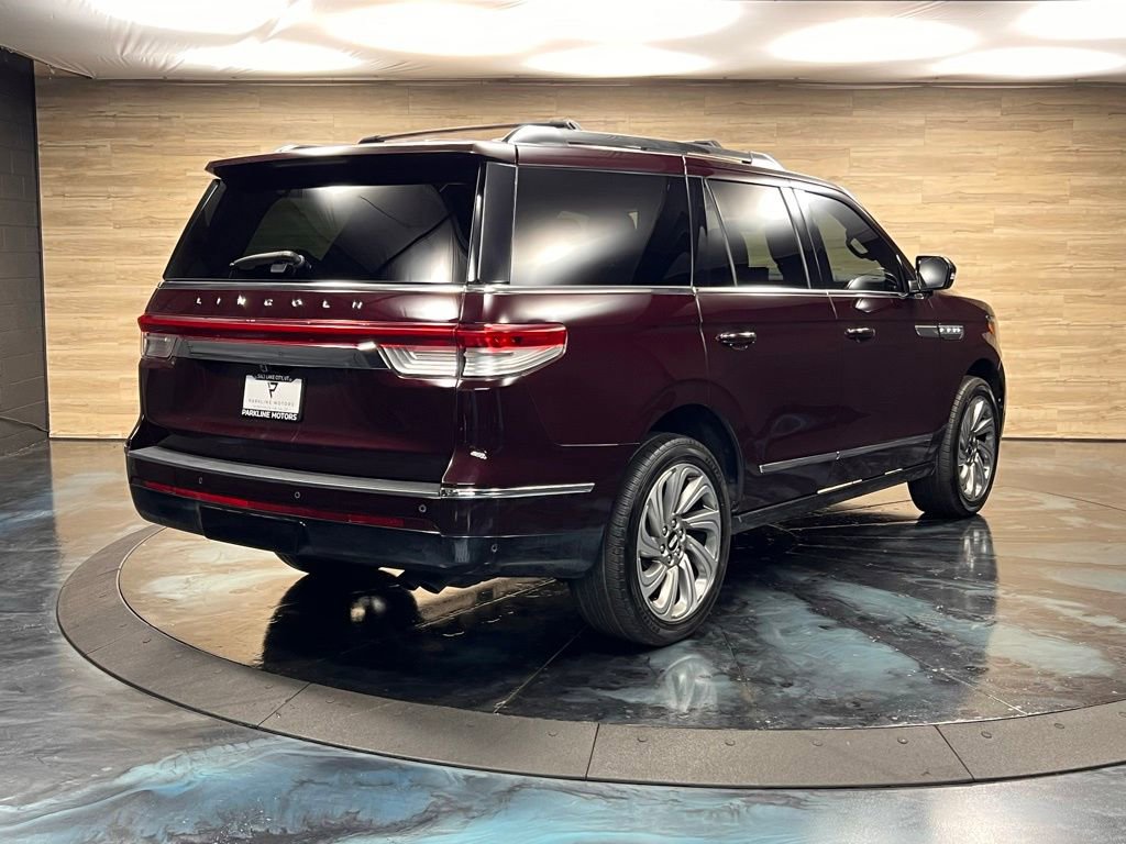 Used 2023 Lincoln Navigator Reserve AWD/4WD image 17