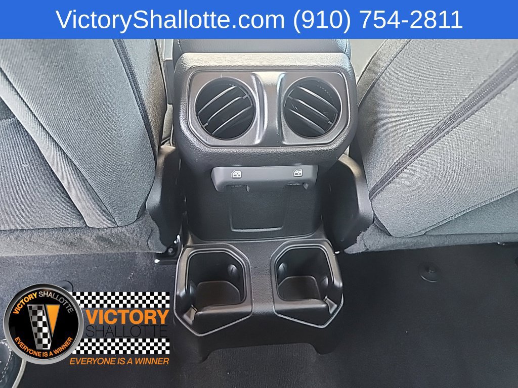 Used 2025 Jeep Wrangler Unlimited Sport AWD/4WD image 21