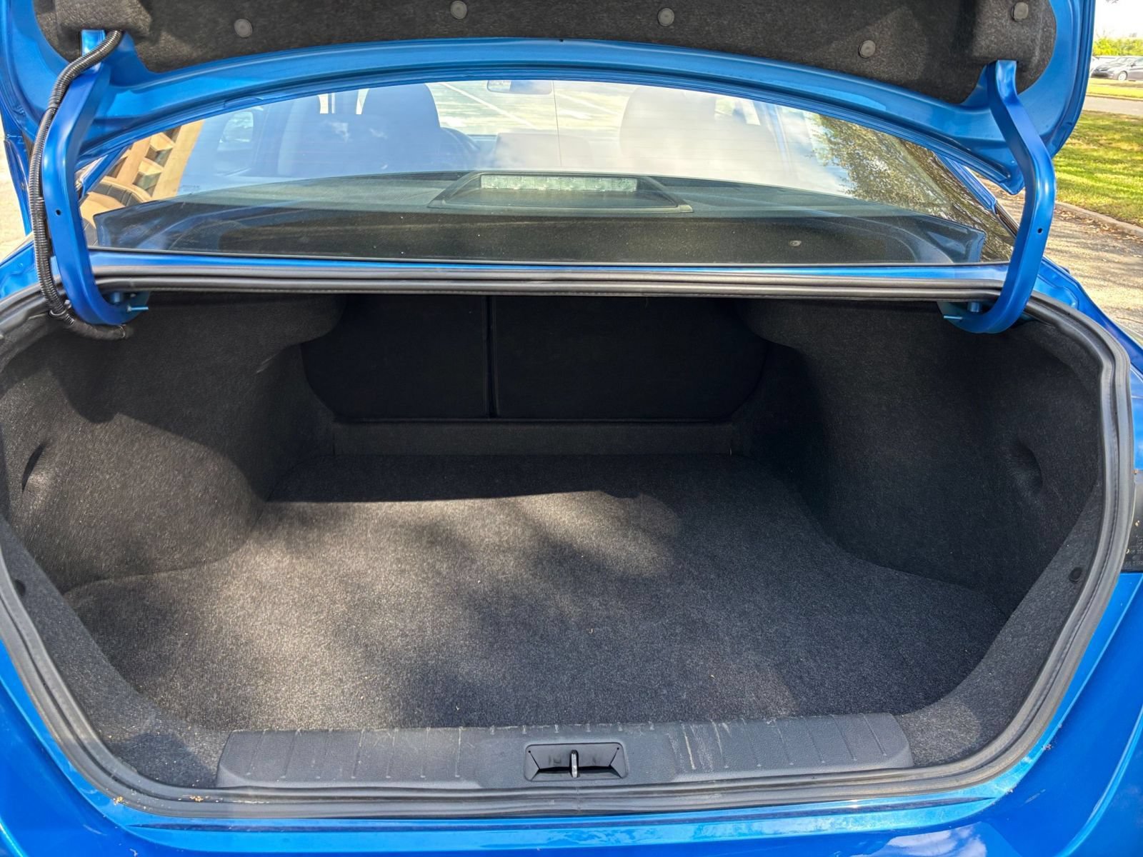 Used 2025 Nissan Sentra SV FWD image 25