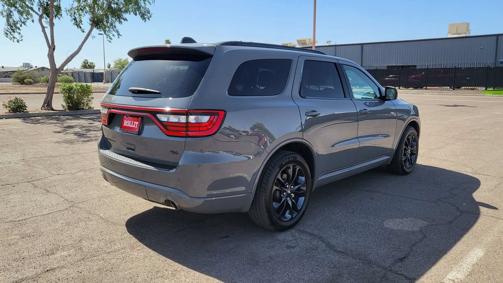Used 2023 Dodge Durango R/T w/ Hemi Orange Plus Package RWD image 10