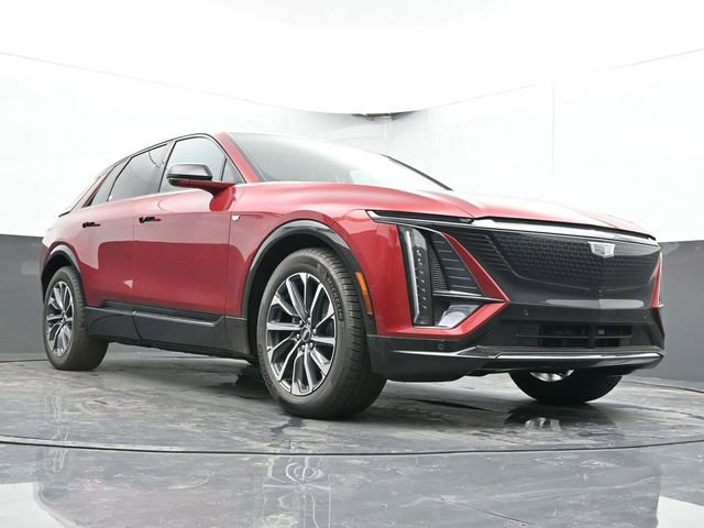New 2025 Cadillac Lyriq Sport image 35