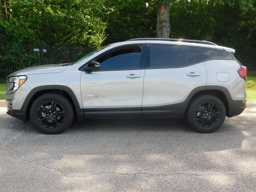 Certified 2024 GMC Terrain AT4 w/ Tech Package AWD/4WD image 2