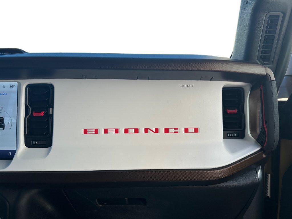 Used 2024 Ford Bronco Heritage Edition AWD/4WD image 23