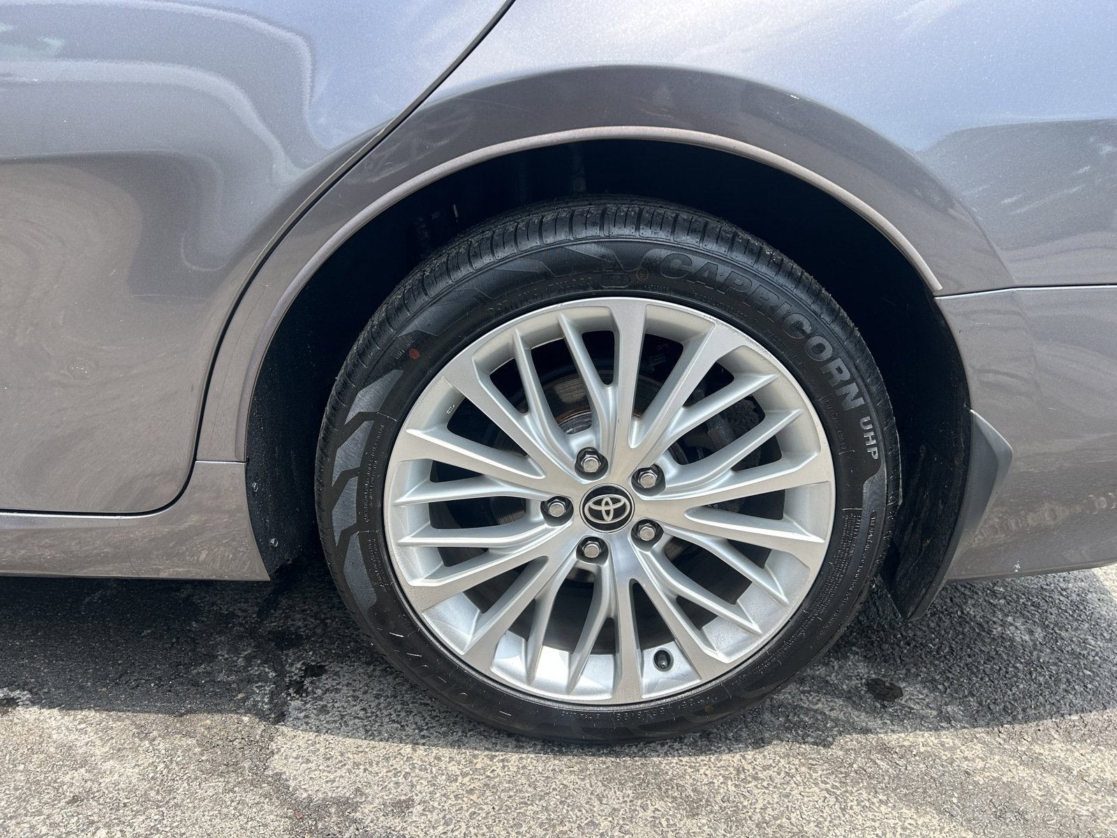 Used 2020 Toyota Camry XLE AWD/4WD image 25
