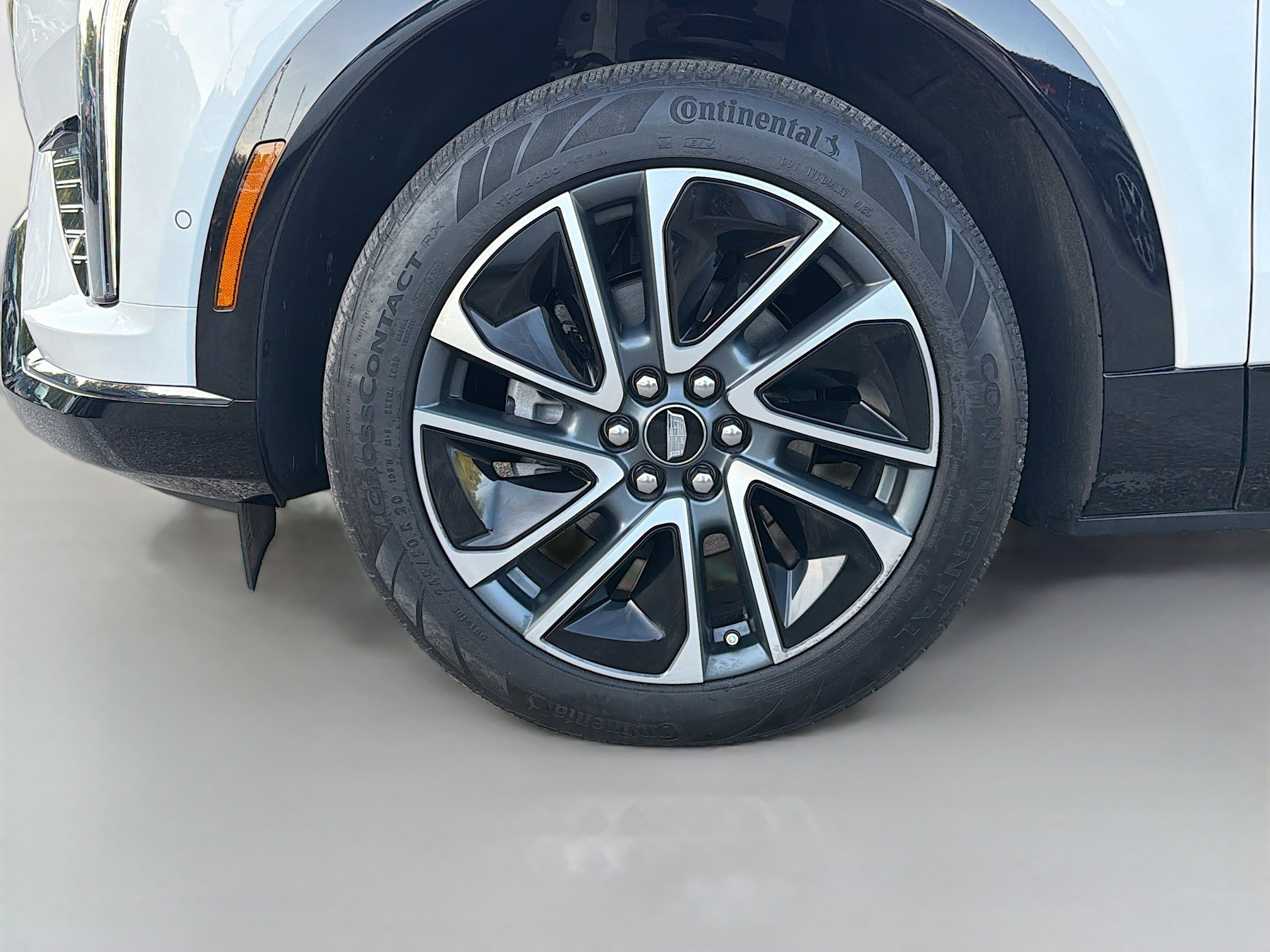 Used 2025 Cadillac Optiq Sport 1 w/ LPO, Floor Liner Package image 41