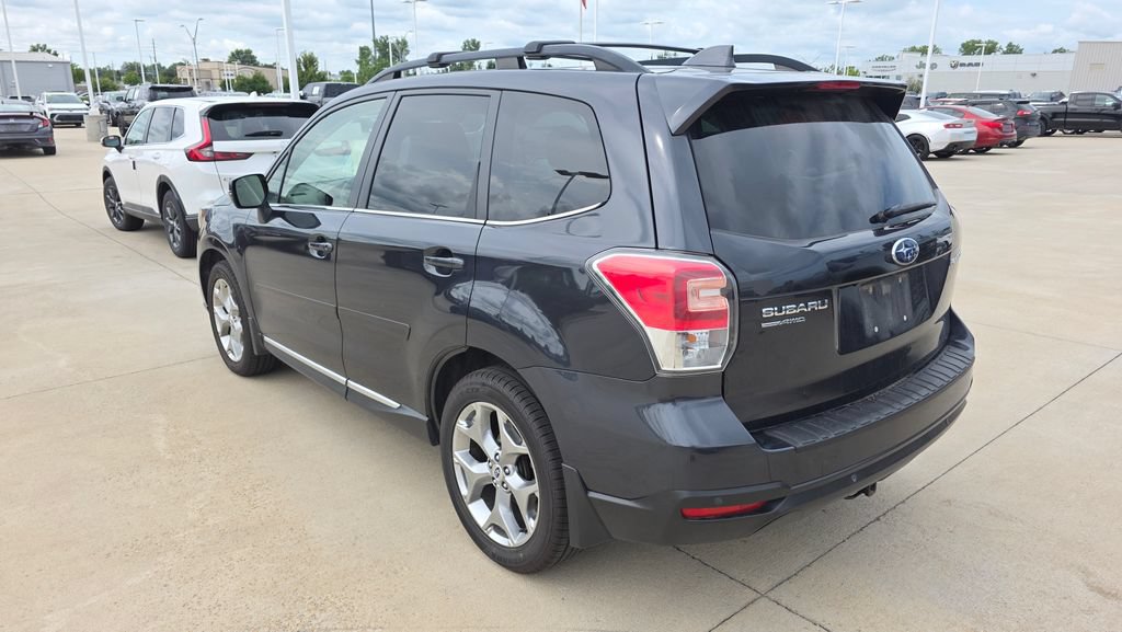 Used 2018 Subaru Forester 2.5i Touring AWD/4WD image 3