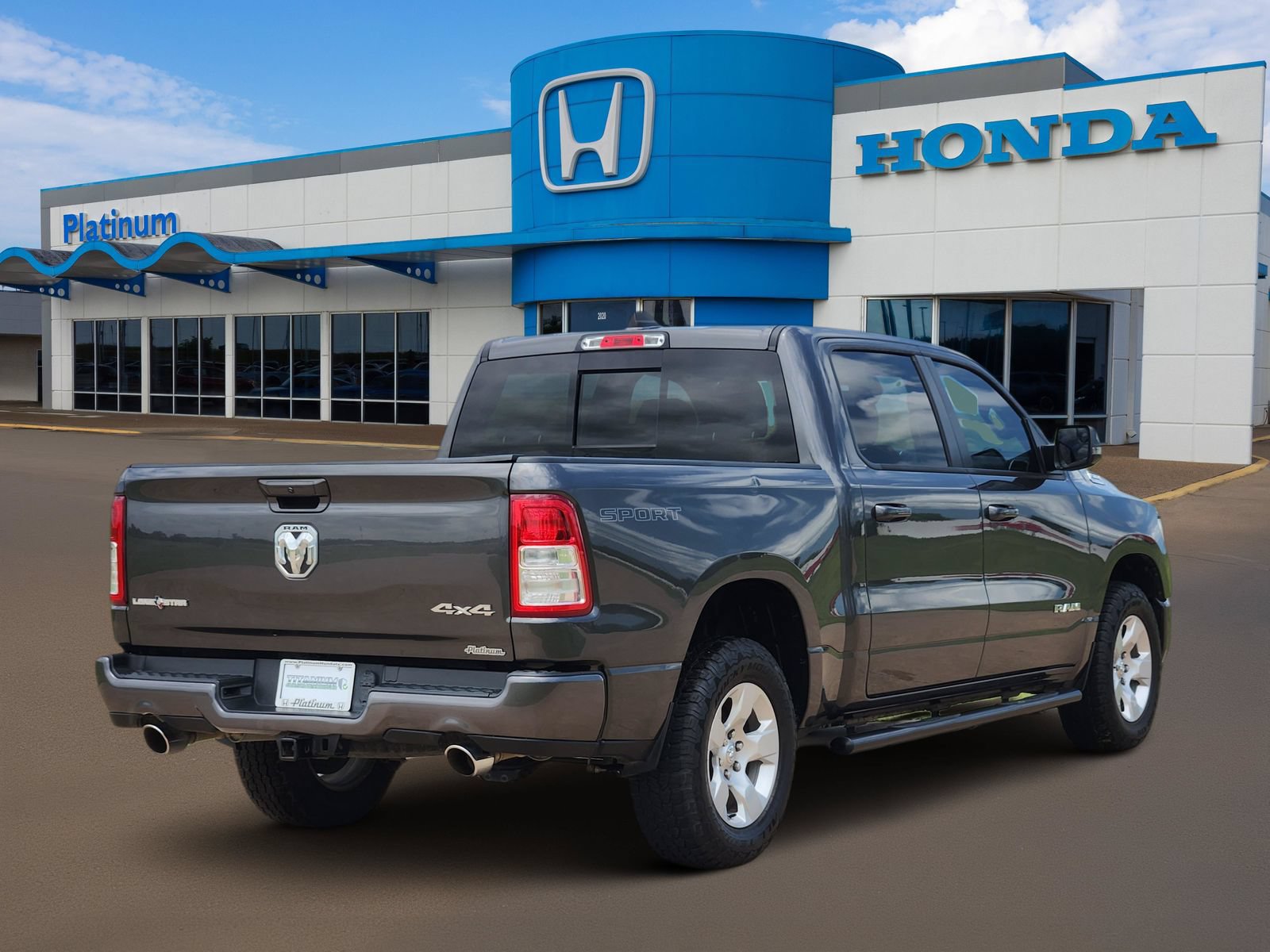 Used 2023 RAM 1500 Lone Star AWD/4WD image 4