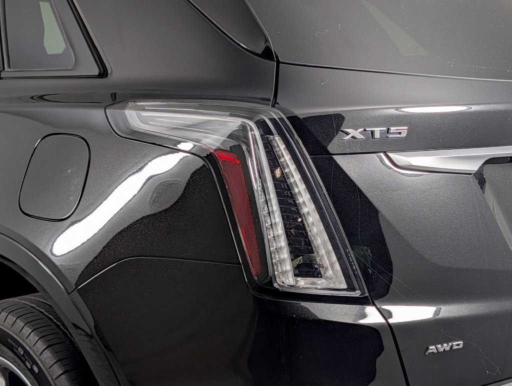 Used 2024 Cadillac XT5 Sportv AWD/4WD image 16