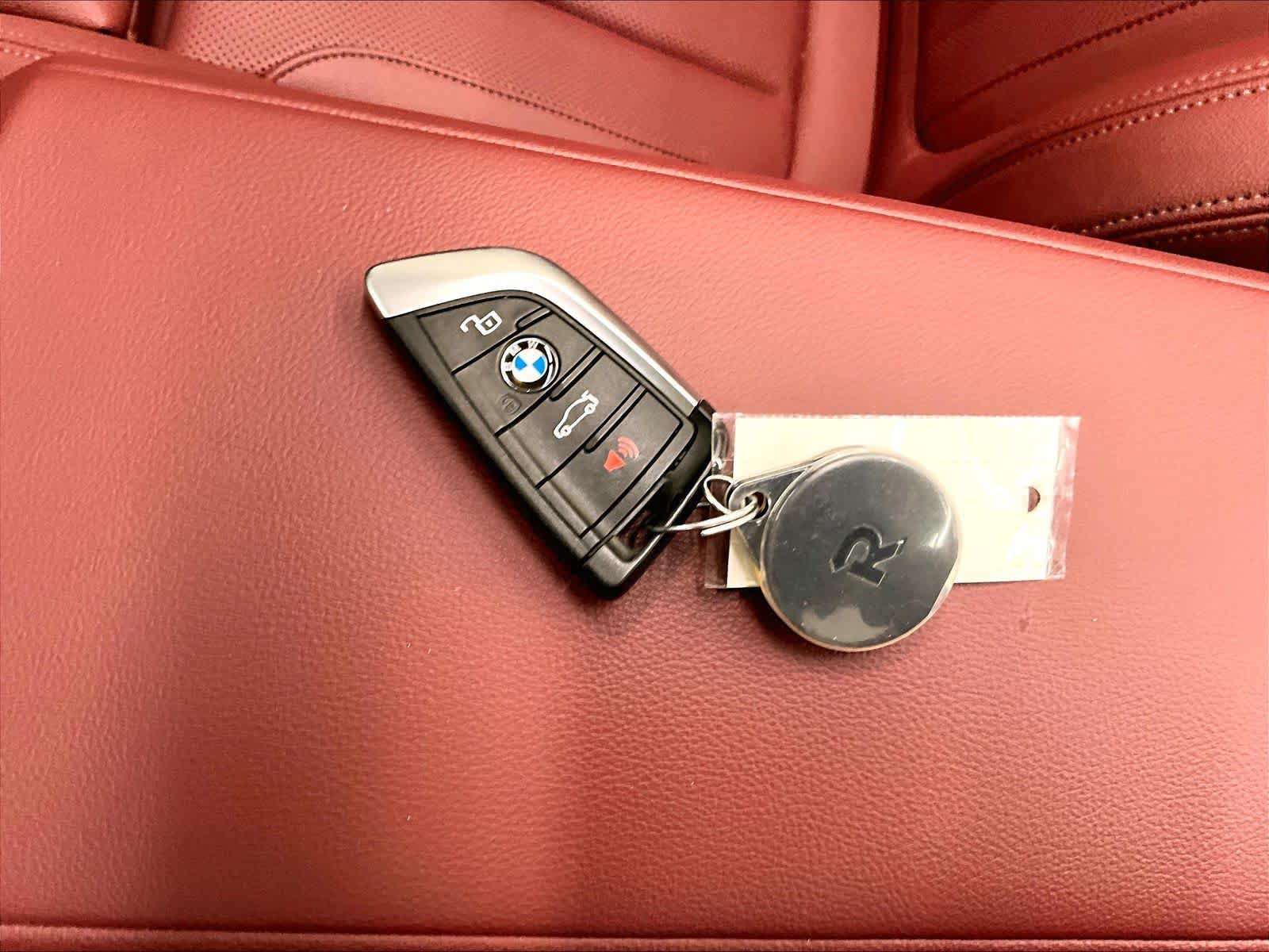 Used 2024 BMW M440i Convertible w/ Premium Package RWD image 14