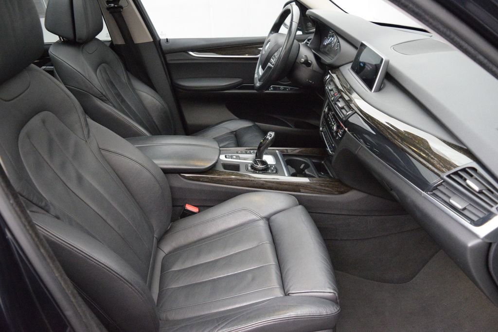 Used 2014 BMW X5 xDrive35d image 16