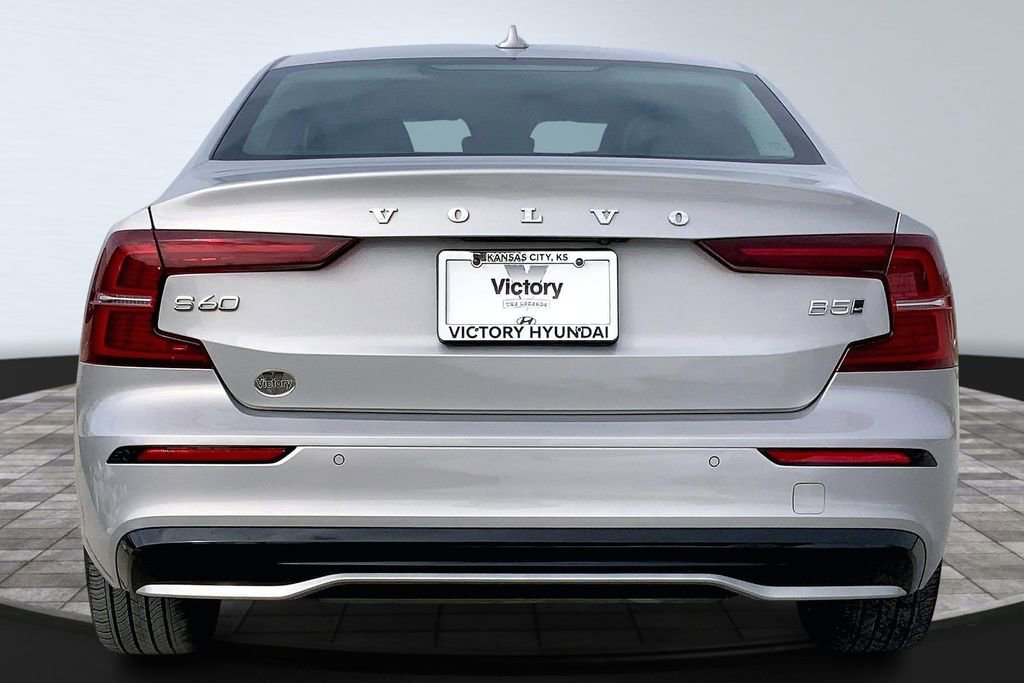 Used 2024 Volvo S60 B5 Plus image 6