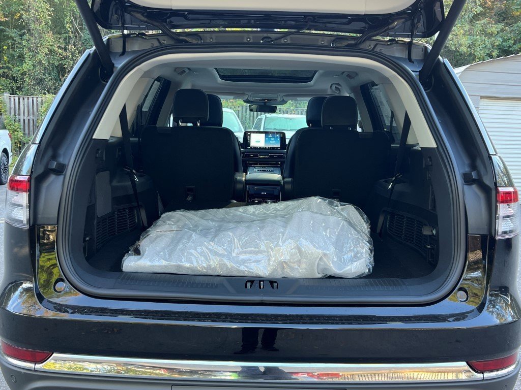 New 2026 Lincoln Aviator AWD image 15