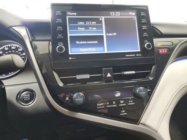 Used 2024 Toyota Camry XLE w/ Cold Weather Package image 31