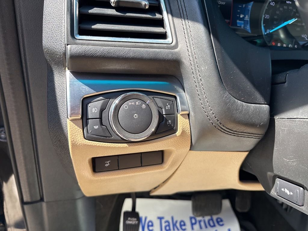 Used 2017 Ford Explorer Limited image 62