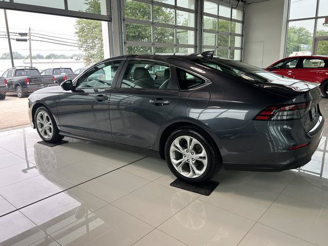 Certified 2023 Honda Accord LX image 11